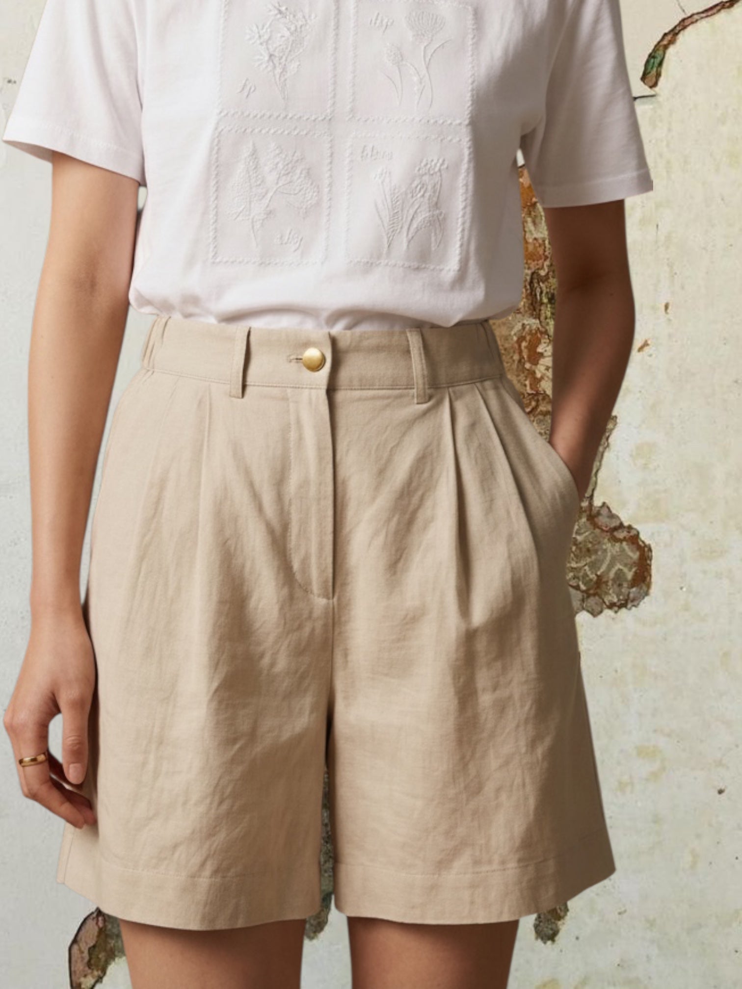 linen shorts